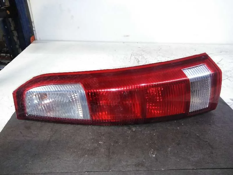 Piloto Trasero Derecho para Opel Meriva