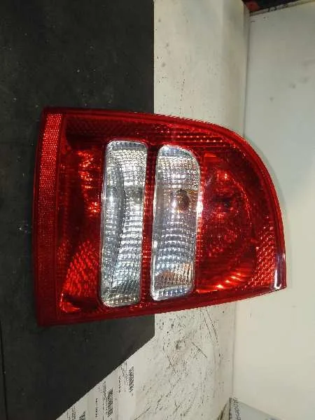 Piloto Trasero Izquierdo para Skoda Octavia Berlina (1U2)