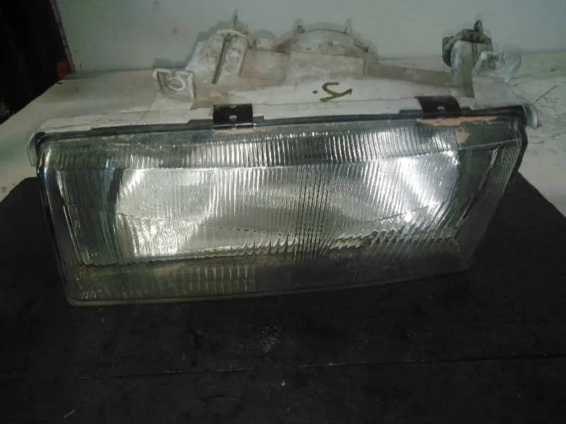 Faro Izquierdo para Skoda Felicia Berlina ( 791)