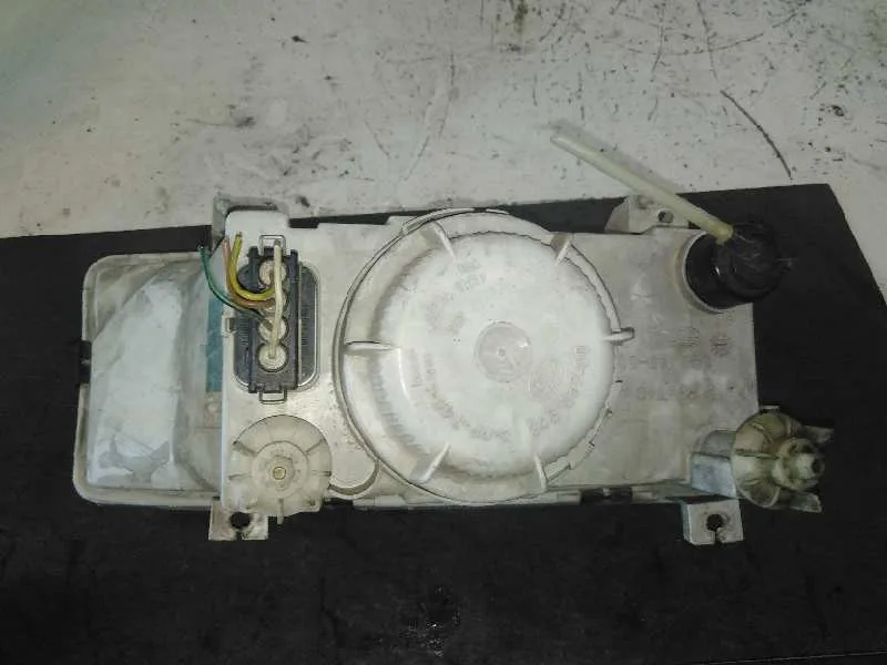 Faro Izquierdo para Skoda Felicia Berlina ( 791)