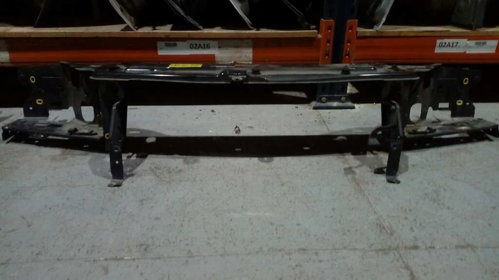 Travesano Superior para Volvo Xc90