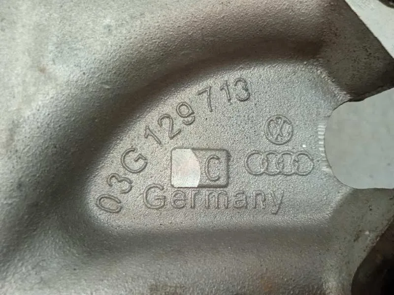 Colector Admision para Volkswagen Golf V Berlina (1K1)