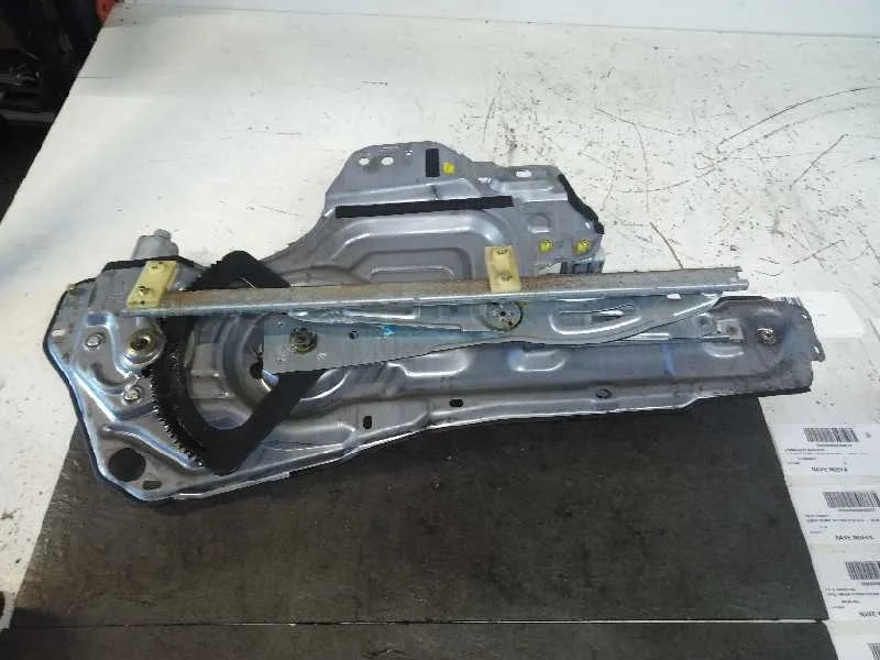 Elevalunas Delantero Izquierdo para Hyundai Trajet (Fo)