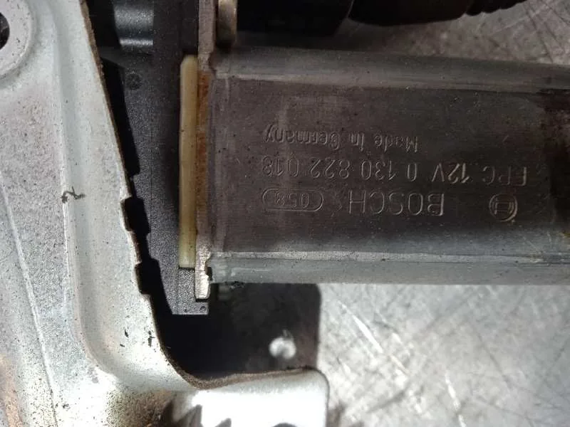 Elevalunas Delantero Izquierdo para Toyota Yaris (Ncp1/Nlp1/Scp1)