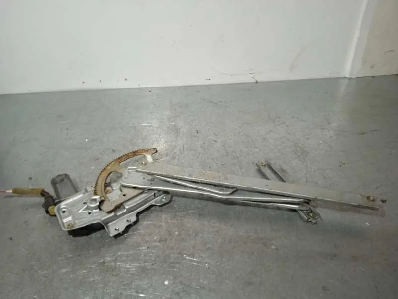 Elevalunas Delantero Izquierdo para Toyota Yaris (Ncp1/Nlp1/Scp1)