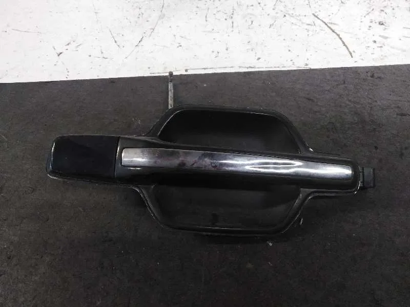 Maneta Exterior Trasera Derecha para Mitsubishi Montero (V60/V70)
