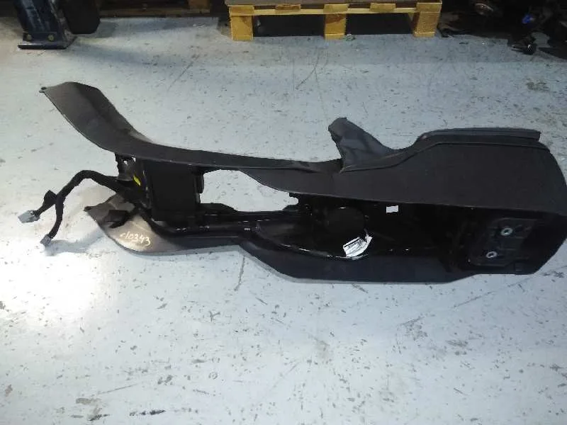 Apoyabrazos Central para Volvo V40