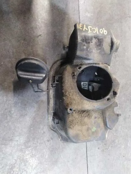 Tapa Exterior Combustible para Renault Clio Iii