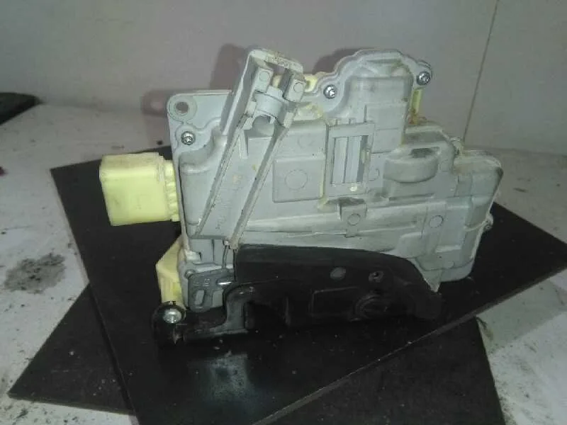 Cerradura Puerta Trasera Derecha para Audi Q7 (4L)