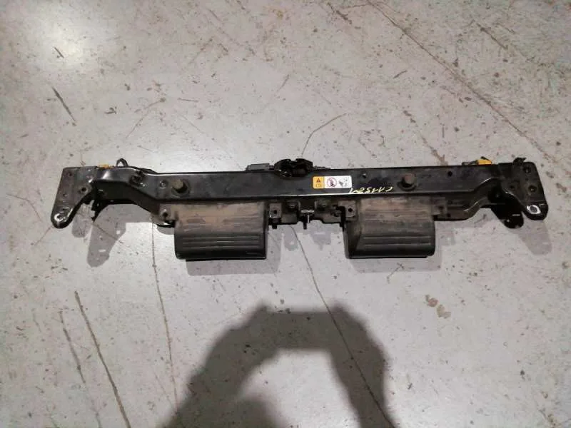 Travesano Superior para Kia Carens ( )