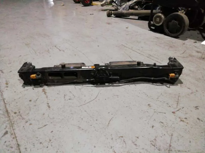 Travesano Superior para Kia Carens ( )