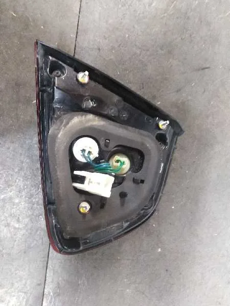 Piloto Trasero Izquierdo Interior para Kia Rio (Yb)