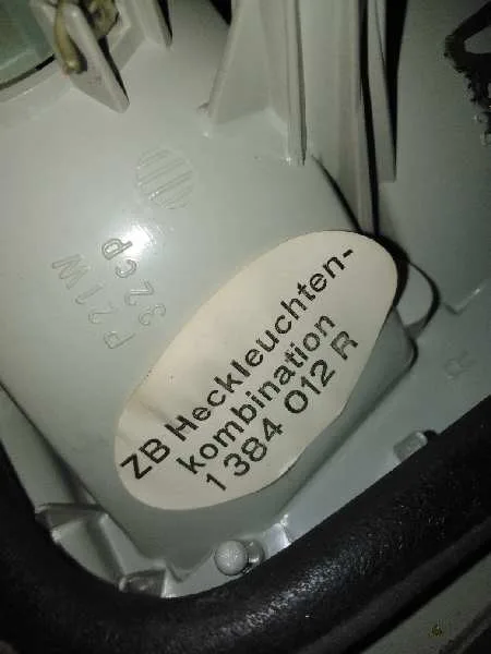 Piloto Trasero Derecho Interior para Bmw Serie 5 Berlina (E34)