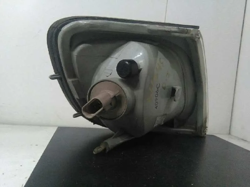 Piloto Delantero Izquierdo para Hyundai Trajet (Fo)