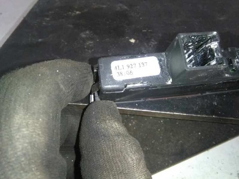 Warning para Audi Q7 (4L)