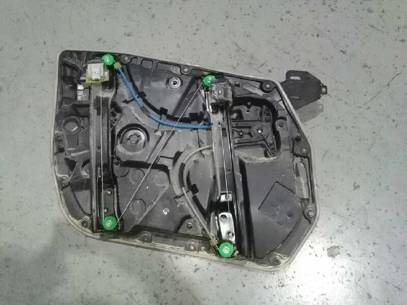 Elevalunas Delantero Derecho para Mercedes-Benz Clase E Lim. (W213)