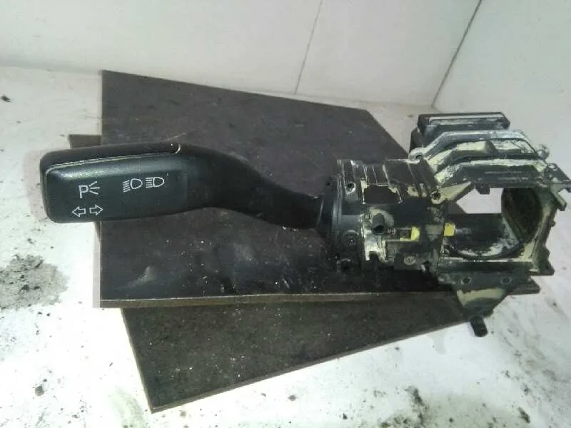 Mando Intermitentes para Audi Q7 (4L)