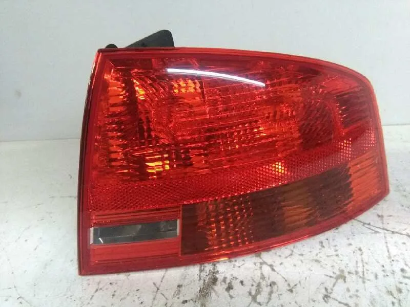 Piloto Trasero Derecho para Audi A4 Berlina (8E)