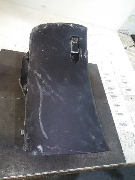 Guantera para Mercedes-Benz Clase E Lim. (W213)
