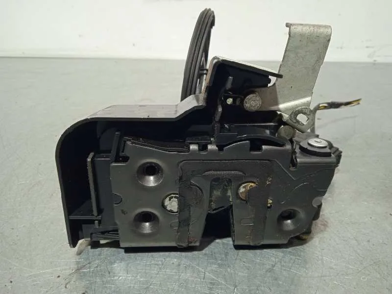 Cerradura Puerta Trasera Derecha para Ford Focus Turnier (Cb4)