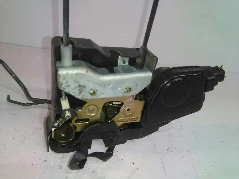 Cerradura Puerta Delantera Izquierda para Hyundai Trajet (Fo)