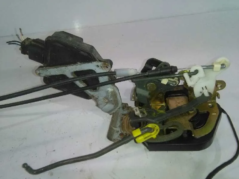 Cerradura Puerta Trasera Izquierda para Hyundai Trajet (Fo)