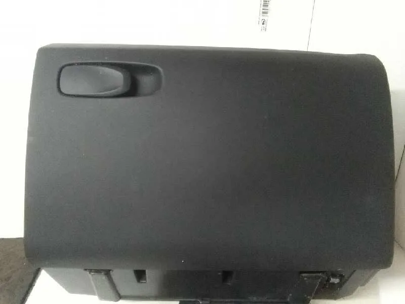 Guantera para Volvo V40
