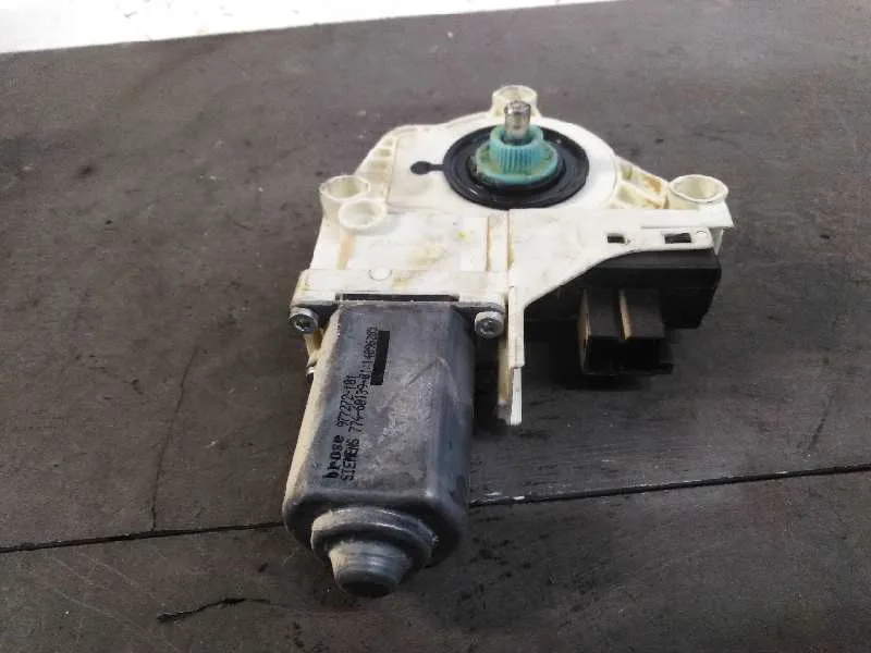 Motor Elevalunas Trasero Derecho para Audi Q7 (4L)