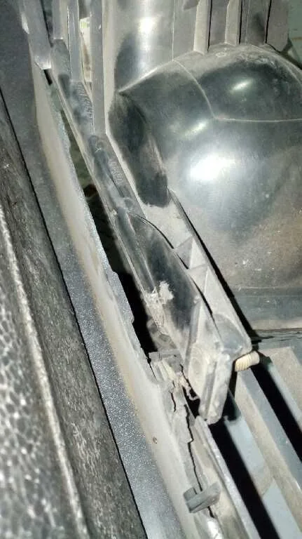 Paragolpes Delantero para Saab 9-5 Sedan