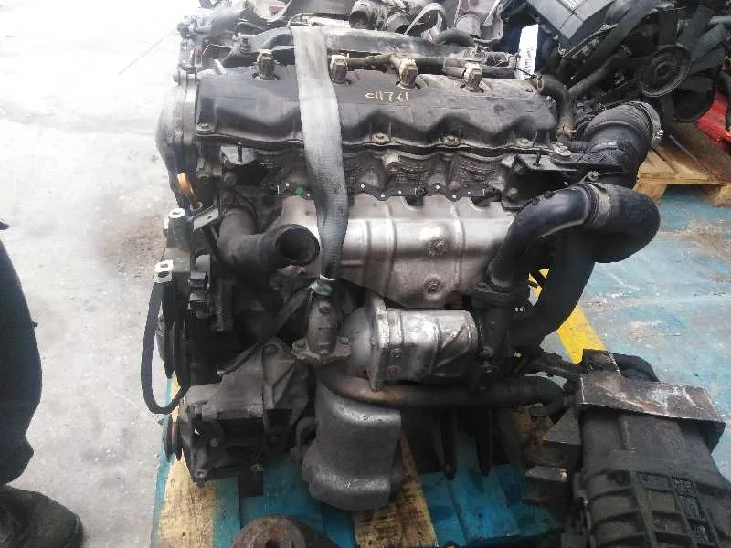 Motor Completo para Nissan Almera Tino (V10M)