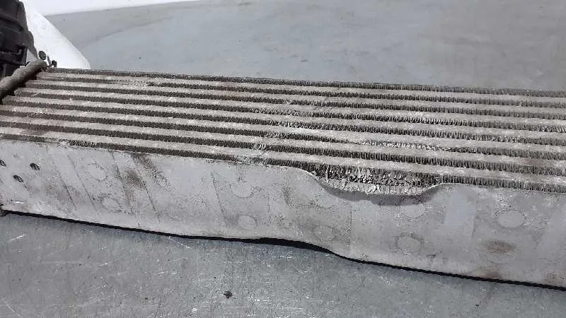 Intercooler para Renault Laguna Iii