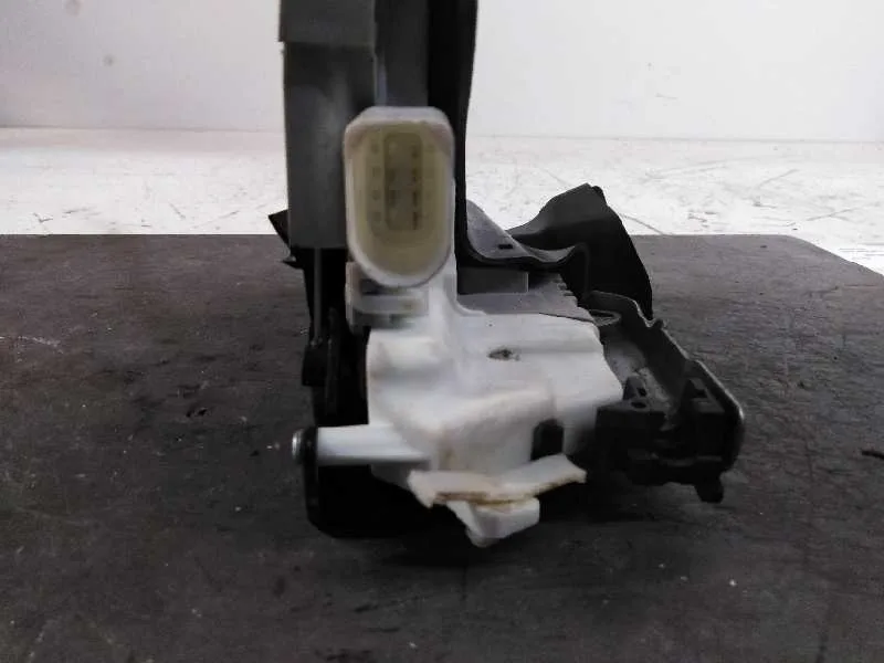 Cerradura Puerta Delantera Izquierda para Audi A4 Berlina (8W2)
