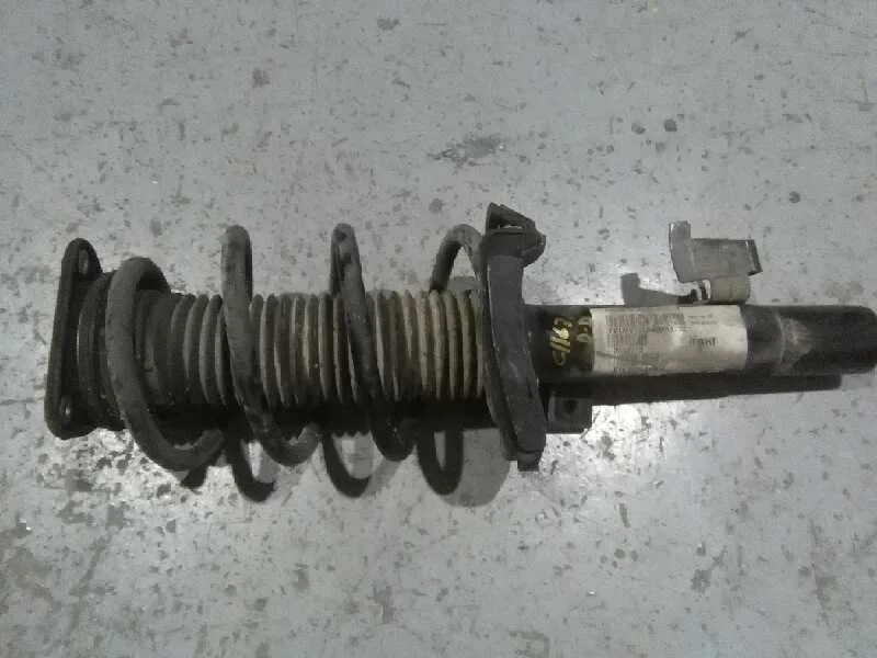 Amortiguador Delantero Derecho para Volvo V40