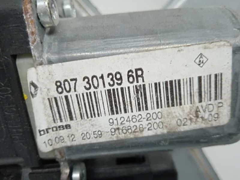 Elevalunas Delantero Derecho para Renault Megane Iii Berlina 5 P