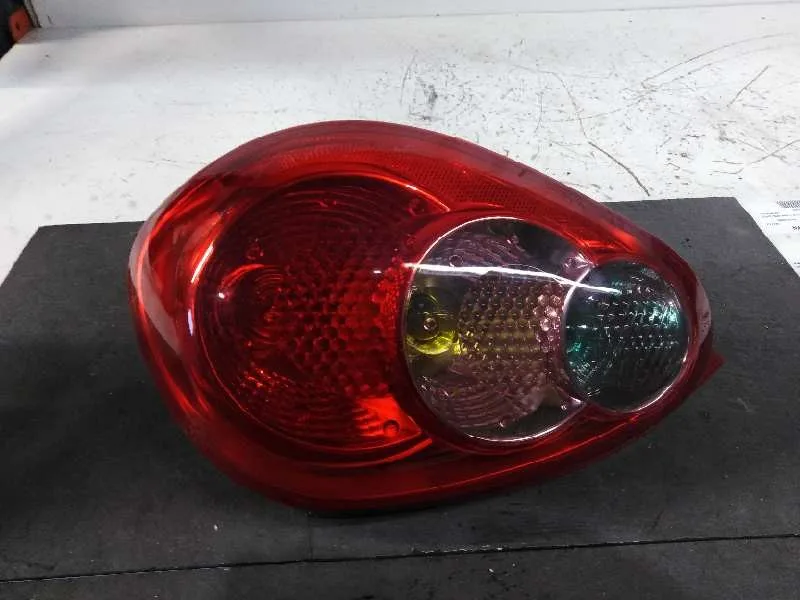 Piloto Trasero Derecho para Toyota Aygo (Kgb/Wnb)