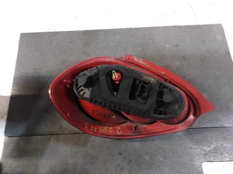 Piloto Trasero Derecho para Toyota Aygo (Kgb/Wnb)
