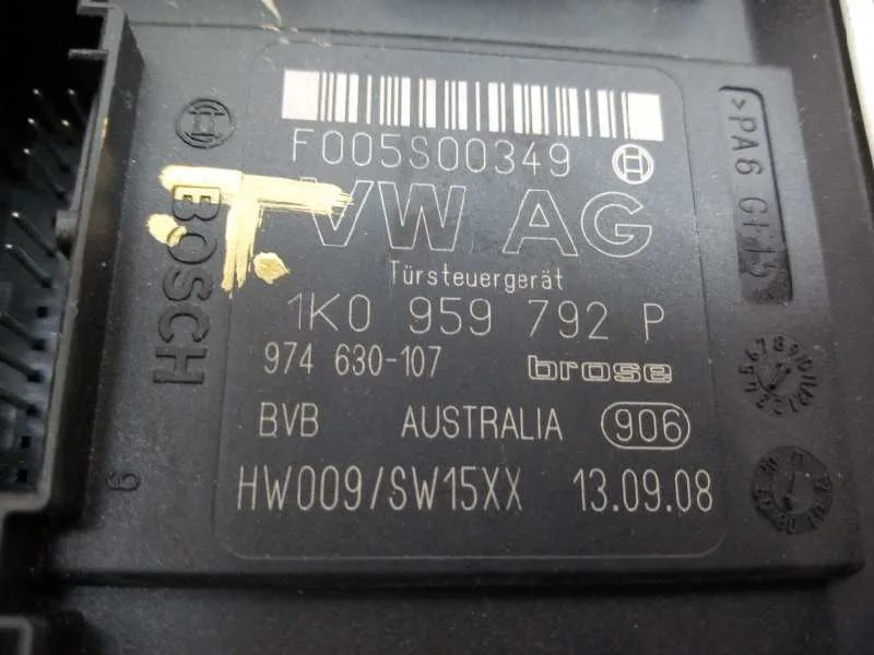Motor Elevalunas Delantero Izquierdo para Volkswagen Passat Cc (357)