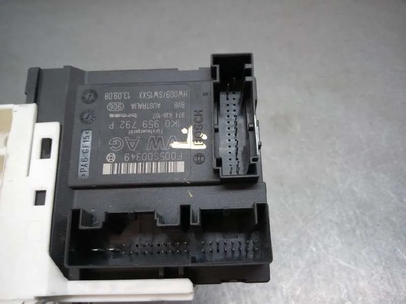 Motor Elevalunas Delantero Izquierdo para Volkswagen Passat Cc (357)