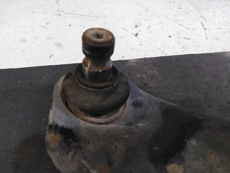Brazo Suspension Inferior Delantero Derecho para Nissan Note