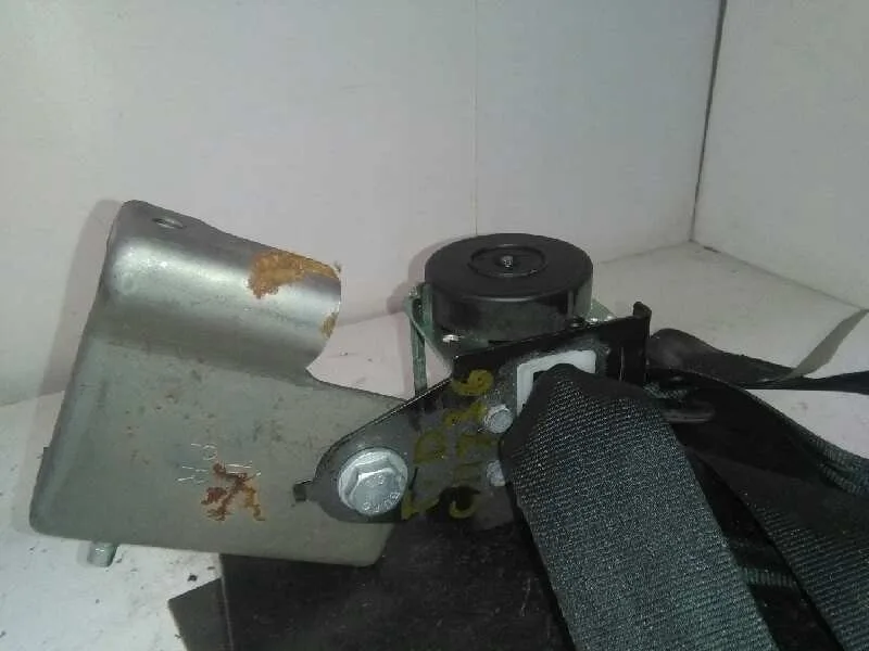 Cinturon Seguridad Trasero Derecho para Nissan Qashqai (J10)