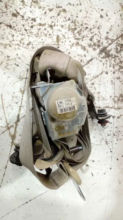 Cinturon Seguridad Trasero Izquierdo para Kia Carens (Un)