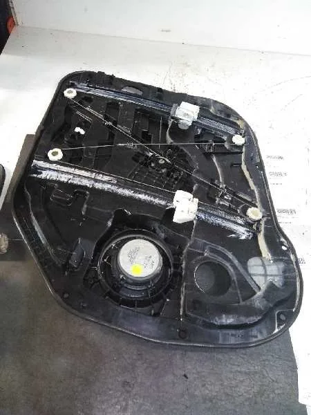Elevalunas Delantero Izquierdo para Kia Carens ( )