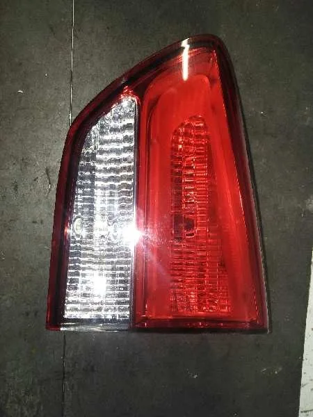 Piloto Trasero Derecho Interior para Kia Carens ( )
