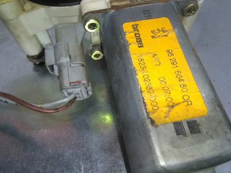 Elevalunas Trasero Derecho para Peugeot 607 (S1)