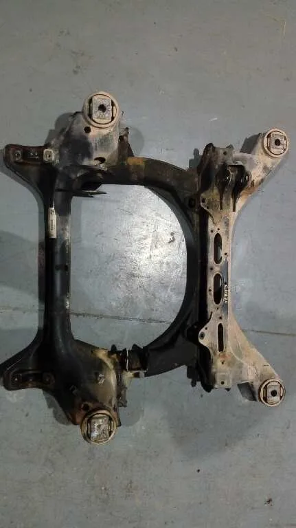 Puente Delantero para Audi Q7 (4L)