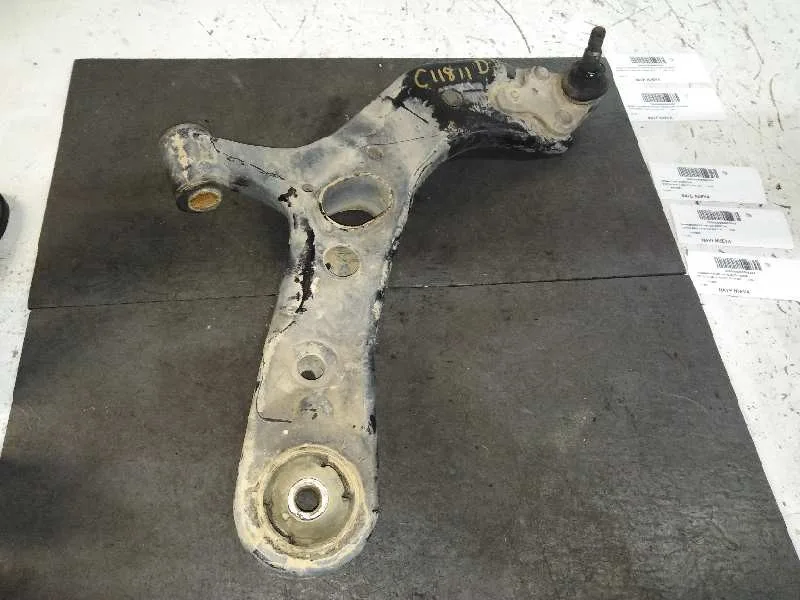 Brazo Suspension Inferior Delantero Derecho para Toyota Rav 4 (A3)