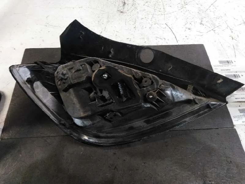 Piloto Trasero Derecho para Opel Astra H Berlina