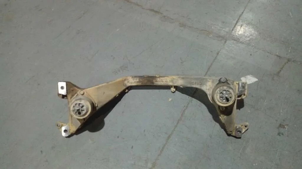 Puente Delantero para Audi Q7 (4L)