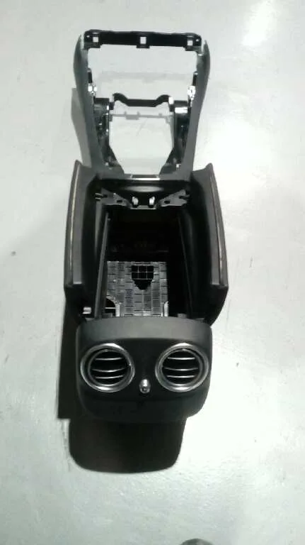 Consola Central para Mercedes-Benz Clase E Lim. (W213)