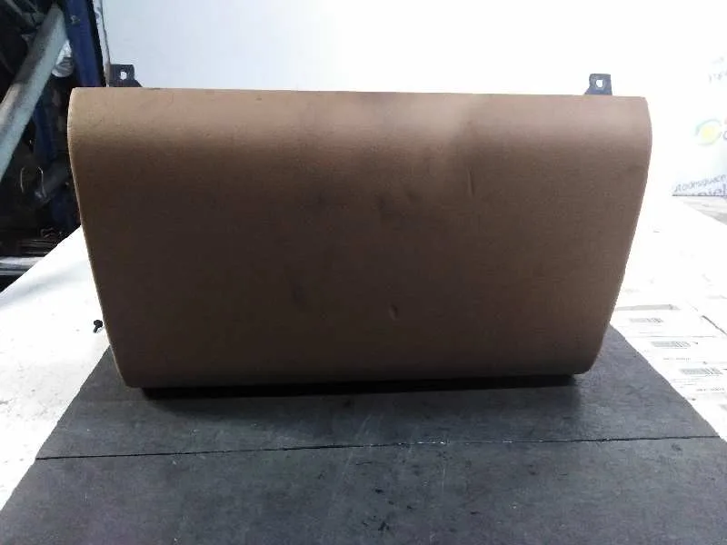 Guantera para Porsche Cayenne (Typ 9Pa)